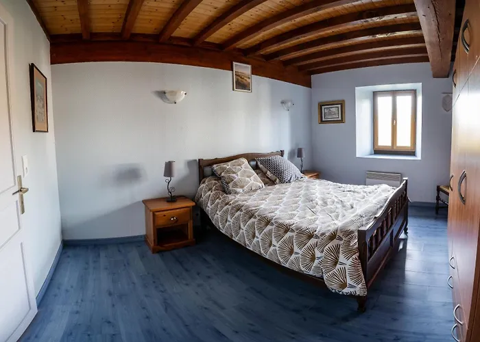 בית נופש De *